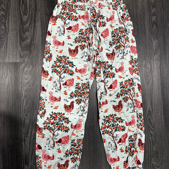 Printfresh Hen Pajamas with Chicken and Tree Print Cotton Set Retail $168 - Picture 6 of 10